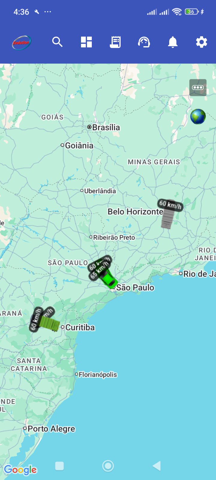 Mapa no aplicativo, com posições de veículos de demonstração.